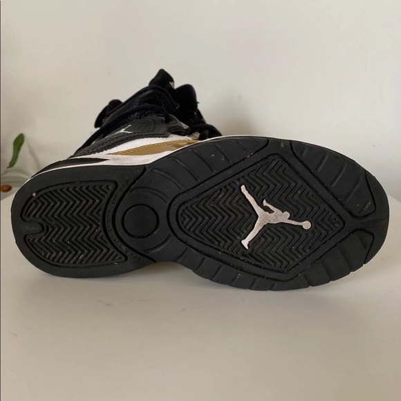 Boys Jordan B'Loyal White/Black/Metallic - Picture 7 of 8